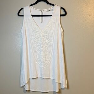 Desigual Women’s Sleeveless Hi/Low Blouse with Embroidery Size M